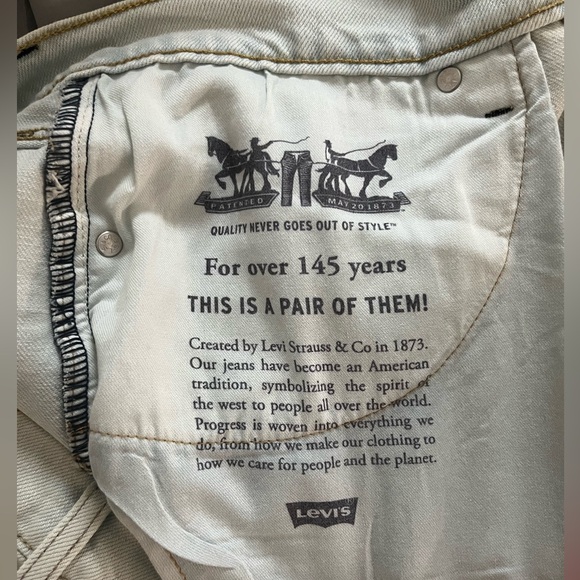 JEANS - Picture 2 of 2